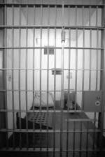 Watch Serving Life Goojara