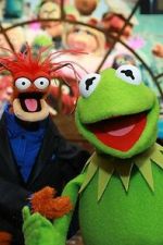 Watch Inside Pepe\'s Studio: Hosted by Pepe the King Prawn Goojara