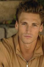 Watch Abducted: Fugitive for Love Goojara