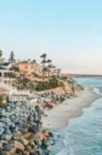 Watch Holiday Dream Home Goojara