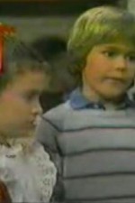 Watch Small Wonder Goojara